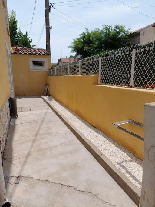 F3 2Sdb Proche Centre Et Route Des Plages Montpellier Exterior foto